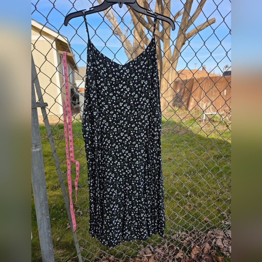 Old Navy Black and Green Patterned Dress